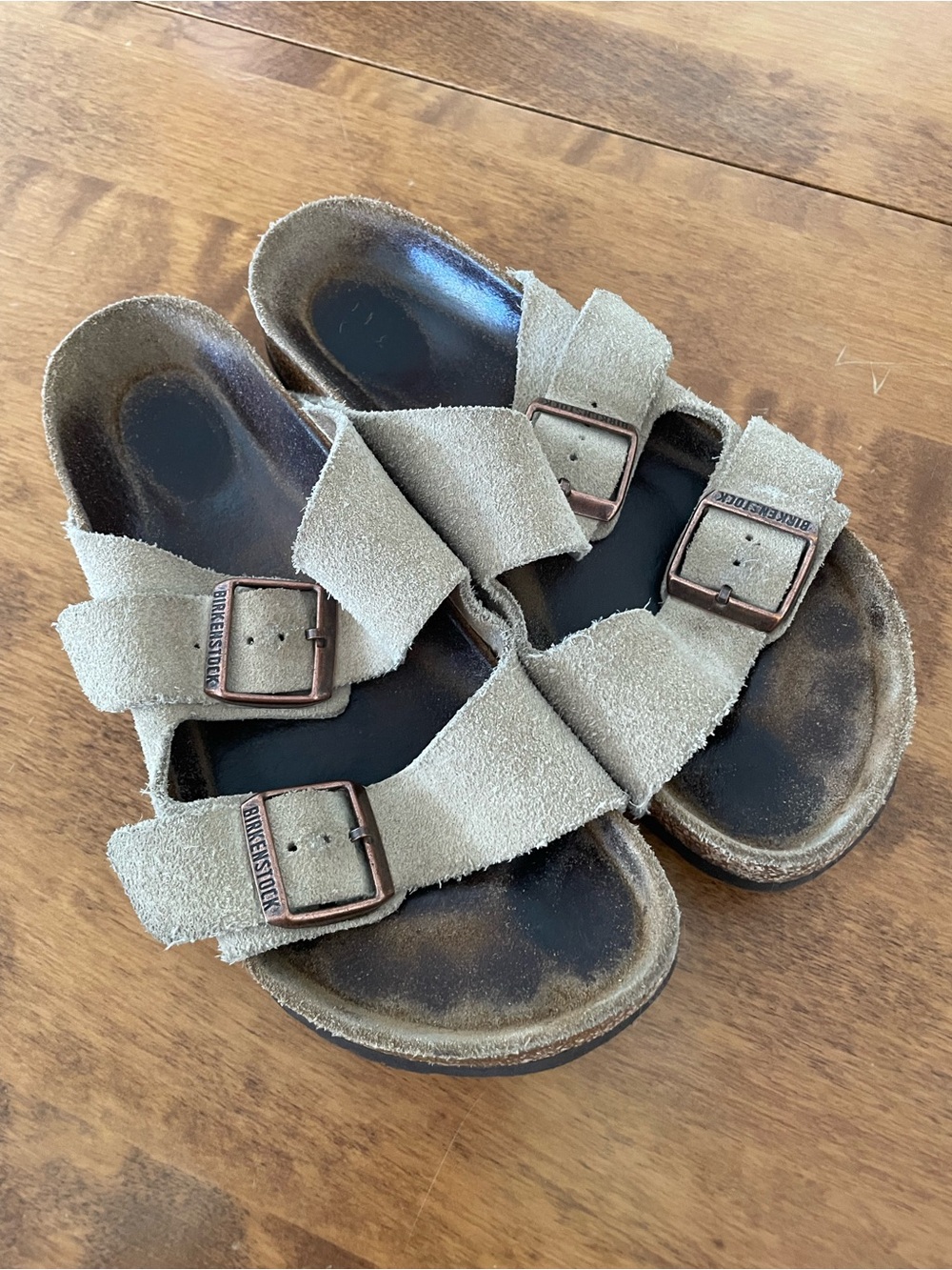 Birkenstock Arizona Tan Sandals with Medium/Wide footbed